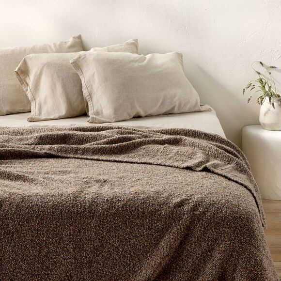 Casaluna - King Boucle Blanket Warm - Casaluna Brown - Picture 1 of 4